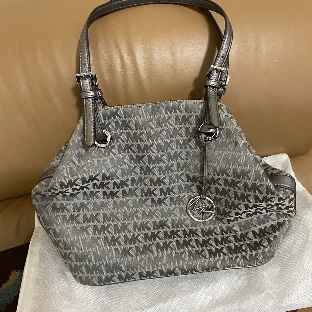 Michael Kors Gray Shoulder Bag with Monogram Design